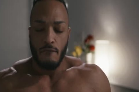 Ts Foxxy Grabs guy Dillon Diaz penis