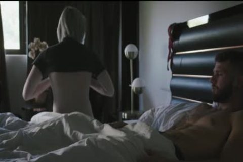sexy guy Enjoys Having enjoyment With Her Petite TBabe Girlfriend Ella Hollywood
