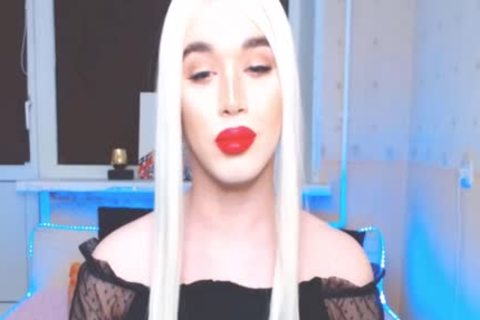 Wonder lady-man petite mounds biggest weenie